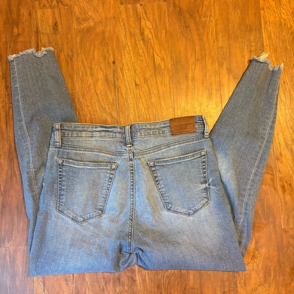 Lucky Brand Blue Ankle Cropped Denim - Picture 7 of 9